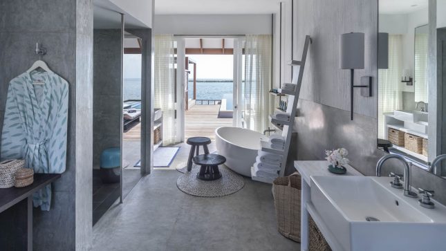 Sunrise Family Water Villa with Pool