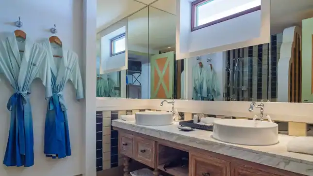 Beach Room with Pool