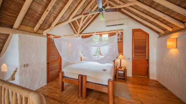 2 Bedroom Crusoe with Pool