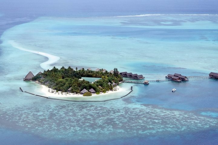 Gangehi Island Resort & Spa_Island