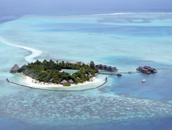 Gangehi Island Resort & Spa_Island