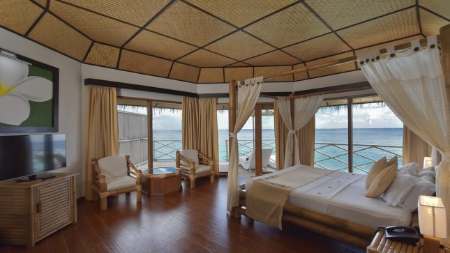 Superior Water Bungalow