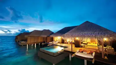 Sunset Ocean Suite with Pool