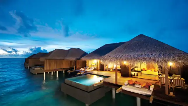 Sunset Ocean Suite with Pool