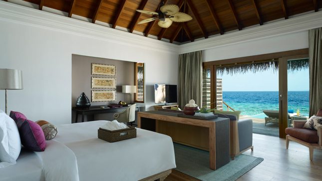 Dusit Thani Maldives - Overwater Pool Villa