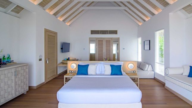 Deluxe Beach Villa With Pool