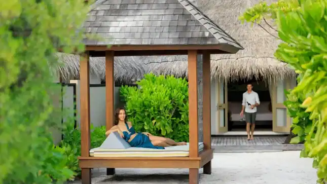 Deluxe Beachfront Pool Villa