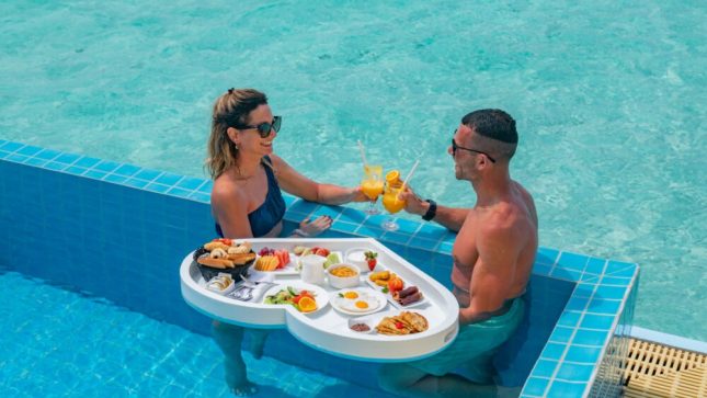 Dhigufaru Island Resort - Pool Water Villa