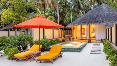 Beachfront Infinity Pool Villa / Beachfront Family Pool Villa