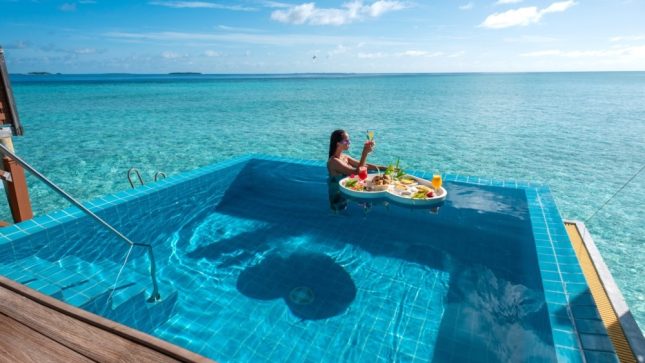 Dhigufaru Island Resort - Pool Water Villa