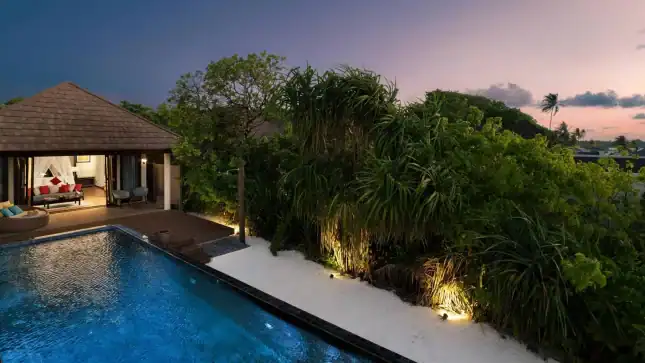 Kanifushi Beach Villa with Pool