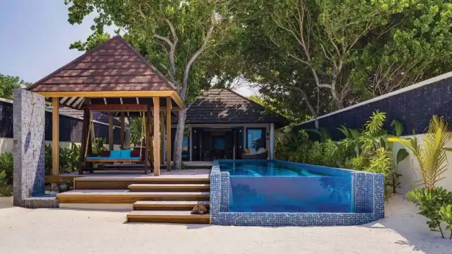 Kanifushi Grand Pool Villa
