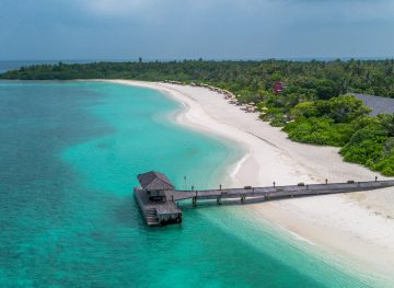 The barefoot eco hotel & villa
