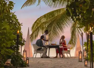 Romantic Beach Dinner