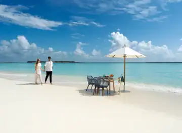 Lagoon Lunch