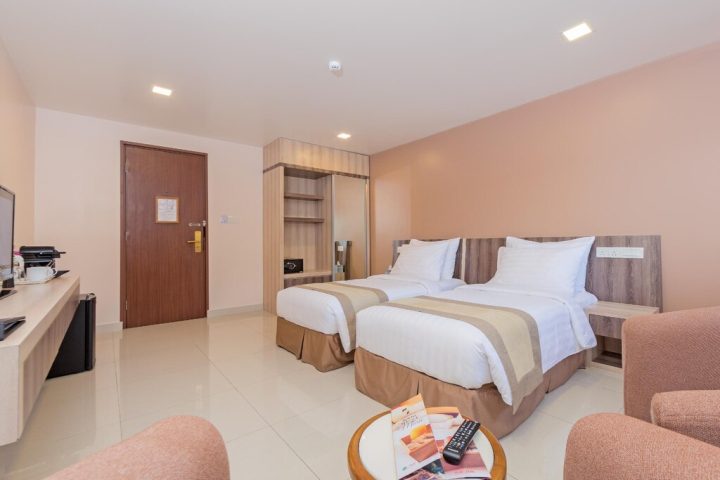 Champa Central Hotel-Deluxe room