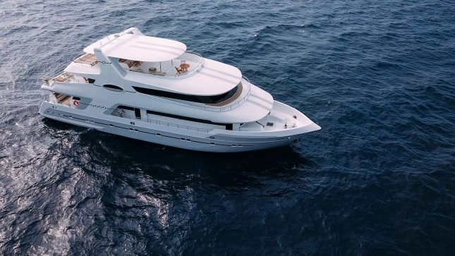 Alice - Private Safari yacht in the Maldives