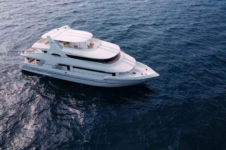 Alice - Private Safari yacht in the Maldives
