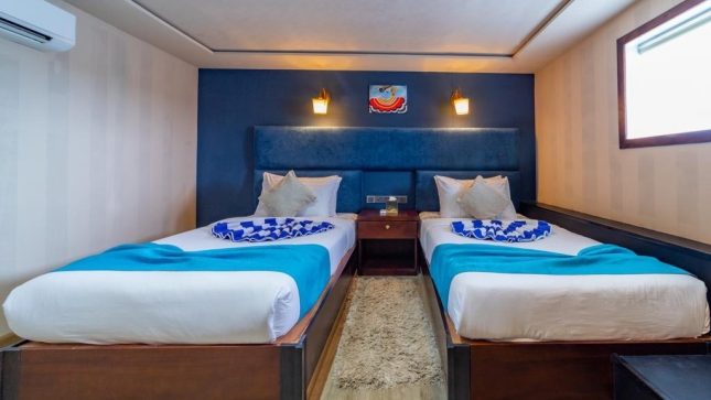 M/V BLUE - Master cabin (Main Deck)