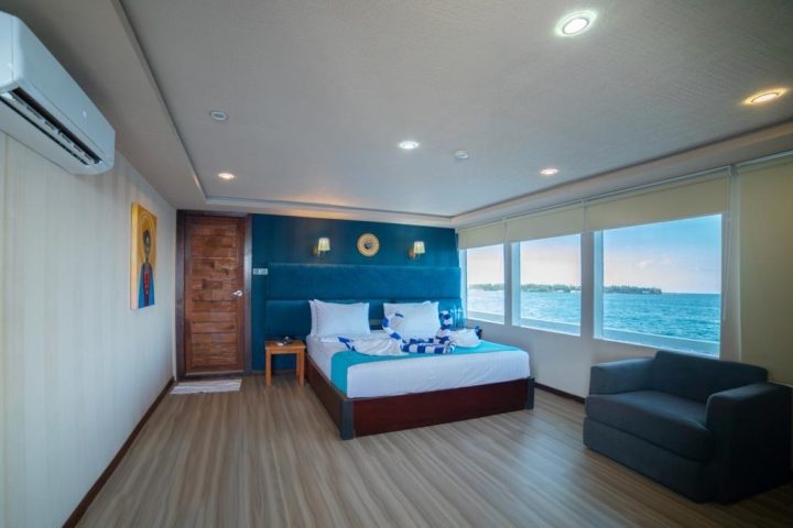 M/V BLUE - Ocean view room (Upper Deck)