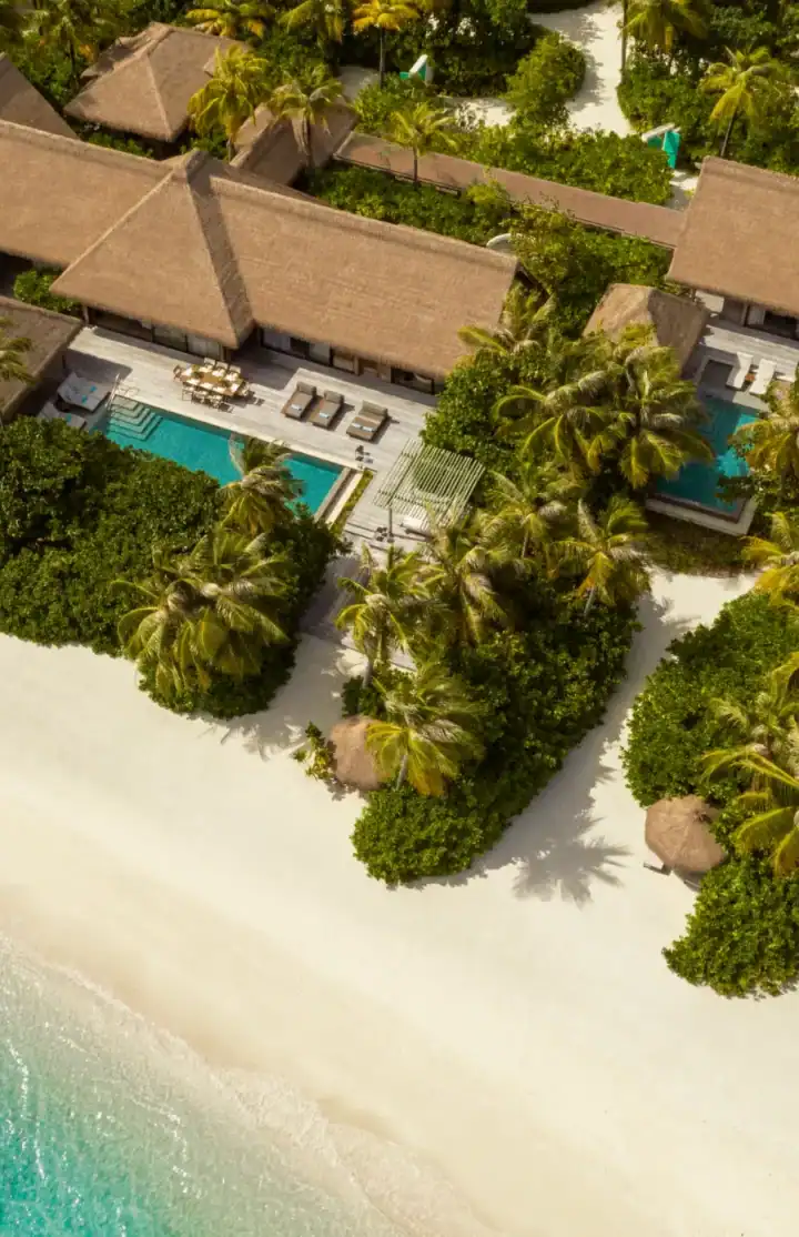 Three Bedroom Grand Beach Villa with Pool