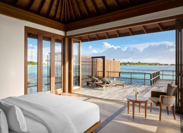 One-bedroom Ocean Suite with Pool
