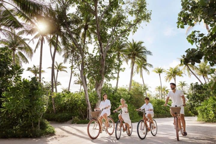 The Ritz-Carlton Maldives, Fari Islands