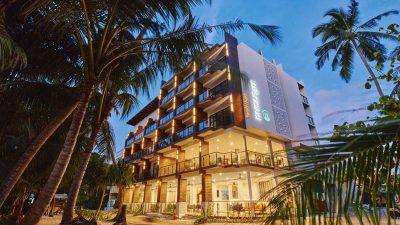 Beach Hotel Dhigurah