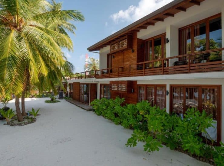 Aveyla Manta Village