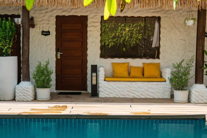 Atholhu Residence