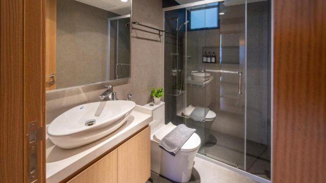 Lazzlla Apartments - Bathroom