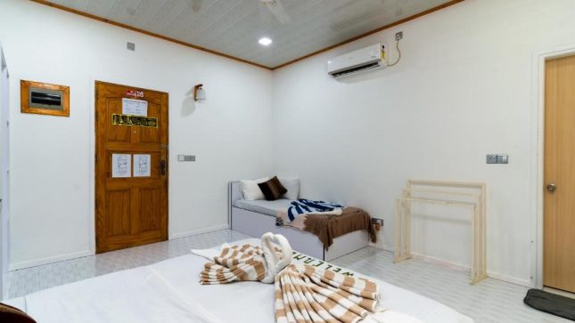 Maafolhey Han’dhaan - Room