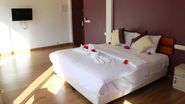 Deluxe Double With Bath Tub