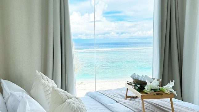 Two Bedroom Beachfront Oceanview / Premium One Bedroom (Beach & Oceanfront)