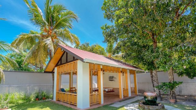 A Haven on Maadhandige / The Undholige’ Experience