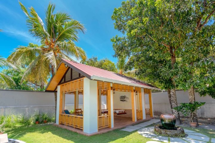 A Haven on Maadhandige / The Undholige’ Experience