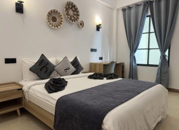 Room with Queen-Size Bed