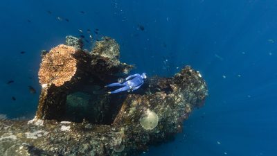 Wreck diving