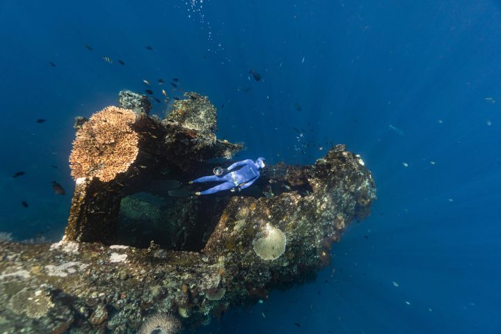 Wreck diving