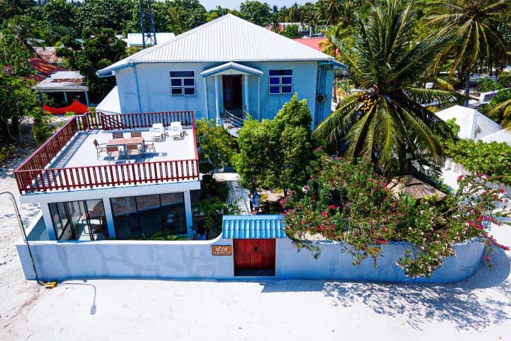 Feridhoo Beach Villa
