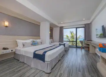 Deluxe Family Room Seaview with Balcony