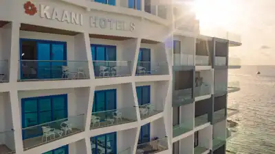 Kaani Palm Beach